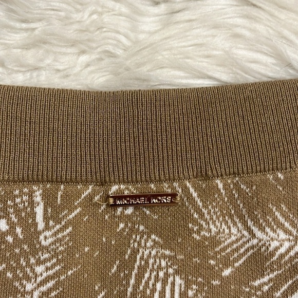 NWT Michael Kors sweater knit mini skirt and tank set M - Picture 8 of 15